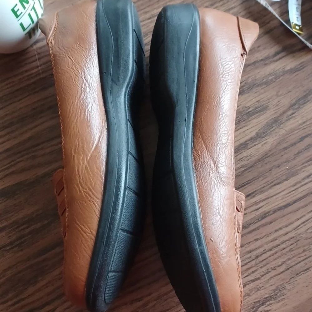 EASY street 9W woman's Brown Flats